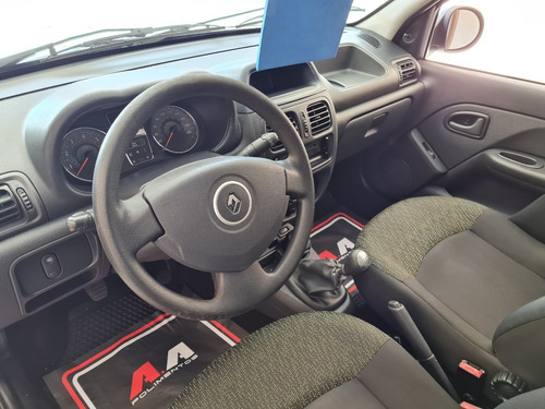 Imagem 5 de 9 de Renault Clio Expression 1.0 Preto 2014