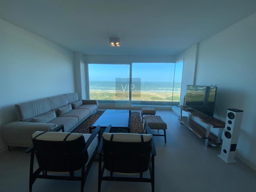 Alquilo Apartamento 3 Dormitorios Con Vista Al Mar En Playa Brava