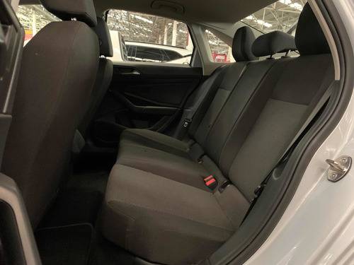 Imagen 6 de 13 de Volkswagen Jetta 1.4t Trendline Aut Ac 2019