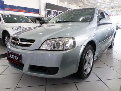 Chevrolet Astra Sedan 2.0 Advantage Flex Power 4p 121 Hp