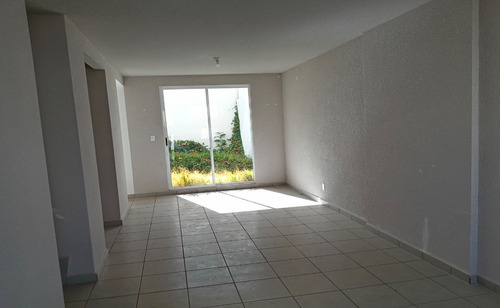 Venta De Casa Adjudicada Con Posesión En Pachuca, Hidalgo. Mcd