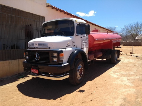 Mercedes Benz 1318