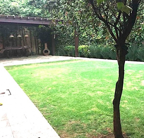 Casa En Venta En Bosques De Las Lomas En Paseo De Las Lilas
