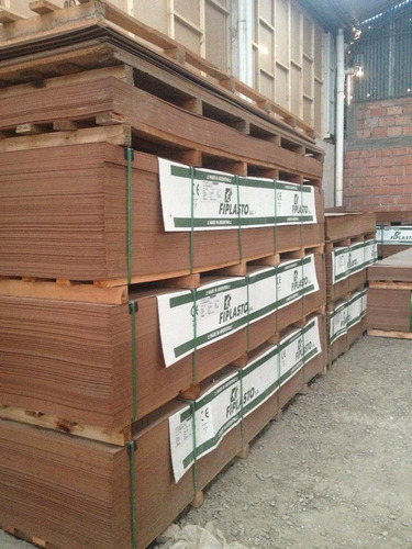 Imagen 5 de 7 de Placa Chapadur Habano 3mm 1,22 X 2,44 Embalajes - Maderwil