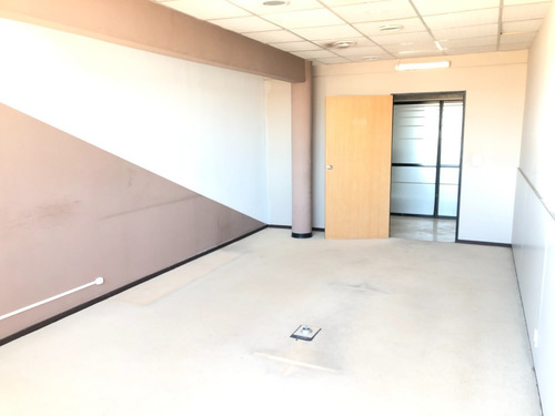 Imagen 27 de 29 de Alquiler Oficinas San Isidro