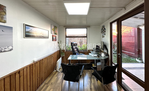 Casa De Uso Comercial
