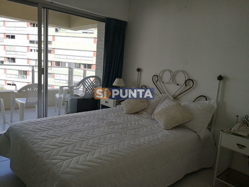 Imagen 9 de 28 de Apartamento En Alquiler - Playa Mansa