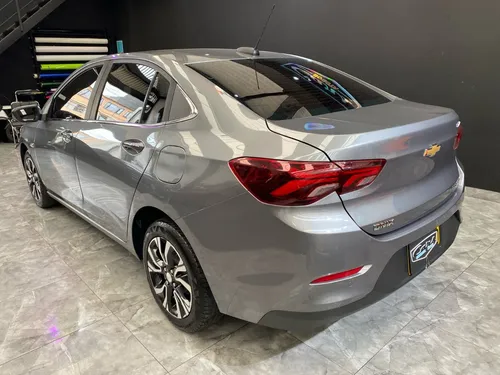 Chevrolet Onix 1.0T Premier Sedan At