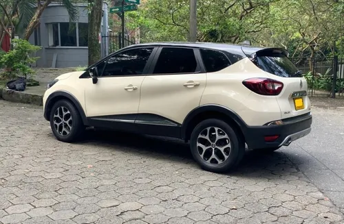Renault Captur 2.0 Intens Automática