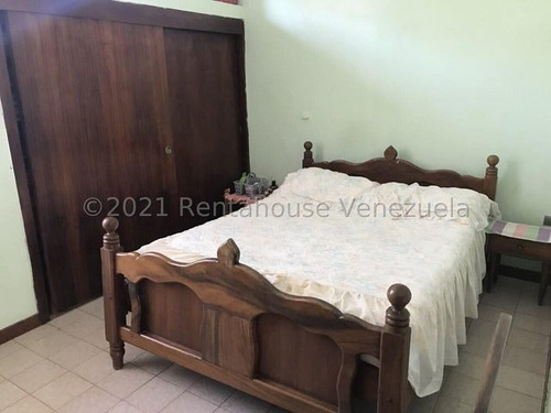 Imagen 21 de 30 de Casa En Venta En Colinas De Santa Rosa Este De Barquisimeto 0.4.2.4.5.9.3.7.5.4.2/ Código Rent-a-house Mls: 22-1619