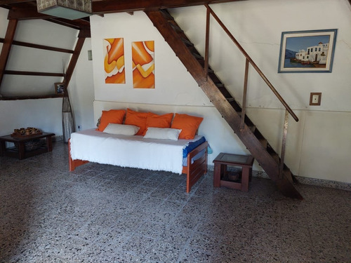 Imagen 7 de 18 de Casa Quinta En Barrio Los Bosquecitos!!!