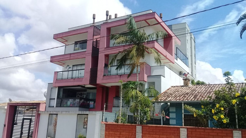 Imagem 2 de 9 de Apto 3 Quartos , 1 Suíte + 2 Dormitórios, 450 Mts Mar, Piscina Na Cobertura, Ótima Localização, Região Super Valorizada, Águas Limpas E Calmas. - 3579710v