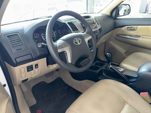 Toyota Hilux SW4 2.7 SR 4X2 16V FLEX 4P AUTOMÁTICO