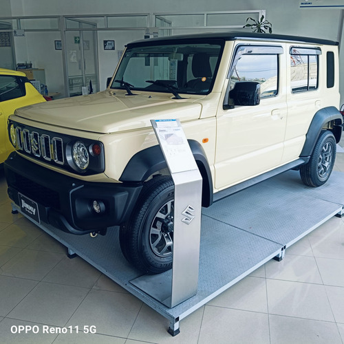 Suzuki Jimny 1.5 Glx Mt