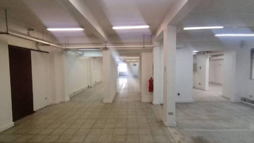 Oficina Avenida Club Hipico/tupper