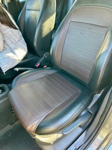 Volkswagen Suran 1.6 Highline 11d Cuero