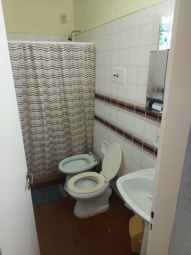 Imagen 8 de 10 de Villa Gesell Departamento 3 Amb. P/5 Personas. Zona Sur