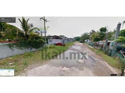 Imagen 5 de 7 de Renta Terreno 1870 M² Colonia La Victoria Tuxpan Veracruz, Se Encuentra Ubicado A Unos Pasos Del Muelle, En La Calle Aquiles Serdan Esquina Con Calle Dos Norte, Cuenta Con 1870 M², Son 42 M. De Frent