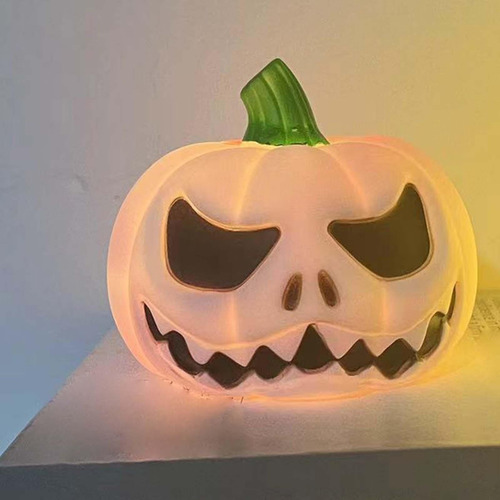 El Escritorio De La Luz De La Calabaza De Halloween Del Led