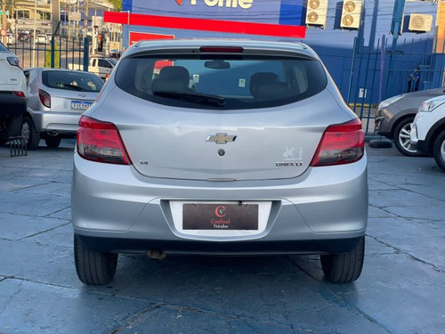 Chevrolet Onix Onix 1.4 MPFI LT 8V FLEX 4P MANUAL