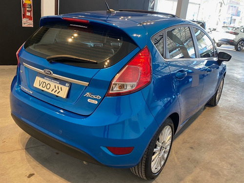 Imagen 6 de 14 de Ford Fiesta Kinetic 1.6 Titanium Powershift Vehiculosdeloest