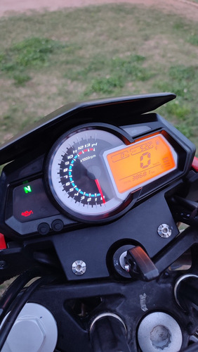 Imagen 25 de 25 de Benelli Tnt 300