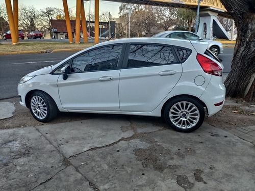 Imagen 7 de 12 de Ford Fiesta Se