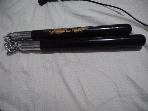 Nunchaku Dragão Dourado Cerimonial Corrente Preto Usado