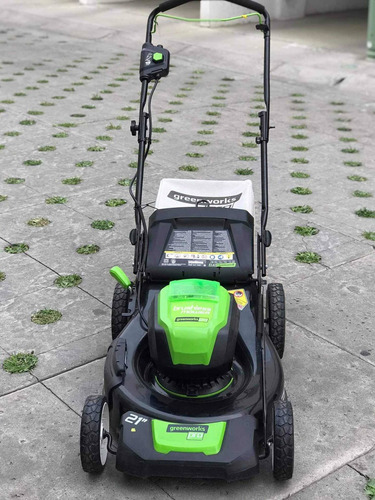 Imagen 3 de 8 de Podadora Greenworks Pro 80v21