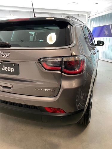 Imagen 8 de 19 de Jeep Compass 2021 2.0 Td At9 4x4 Limited Plus