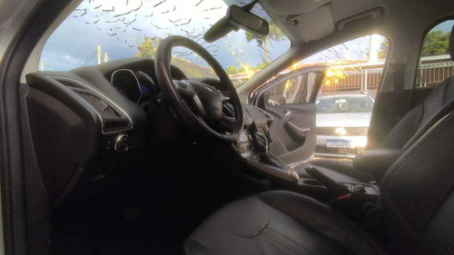 Imagem 15 de 15 de Ford Focus Sedan Se 2.0 2014 Lindo