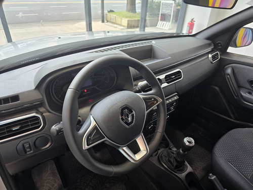 Renault Oroch 1.6 Sce 114 Emotion Mt 2Wd