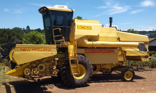 Colheitadeira New Holland 8055 Ano 1991