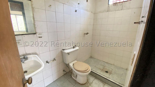 Edificio En Venta En Centro Barquisimeto Lara -- %%m-c-t%% Cod. 23 Guion 9 3 4 3