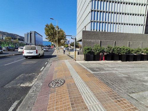 Estacionamiento En Venta En Las Condes