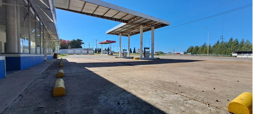 Imagen 4 de 30 de Estación De Servicio, Lavadero Y Locales Comerciales A La Venta En Victoria, Entre Ríos