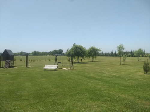 Imagen 3 de 6 de Lote En Venta En Canning.- Los Talas