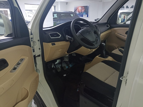 Imagen 14 de 21 de Lifan Mamut Cabina Simple Dual
