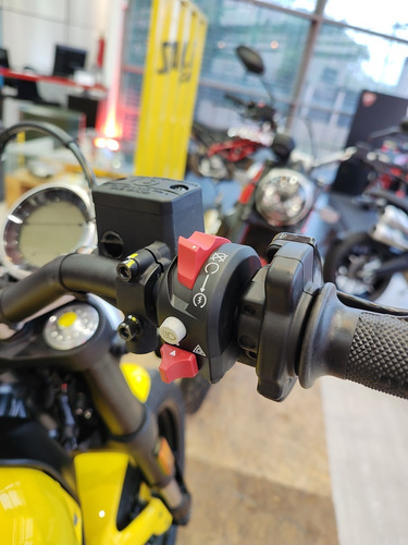 Imagen 14 de 25 de Scrambler Icon 0km Personalizada Con Accesorios Ducati! M