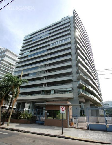 Imagen 1 de 30 de Departamento En Torre Mayor, Olivos. 3 Ambientes Con Cochera Y Baulera
