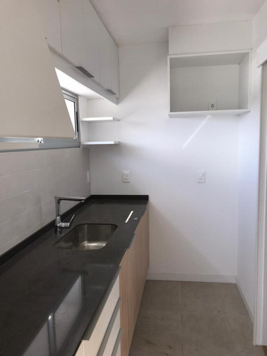 Apartamento 3 Dormitorios ,sobre Principal Avenida