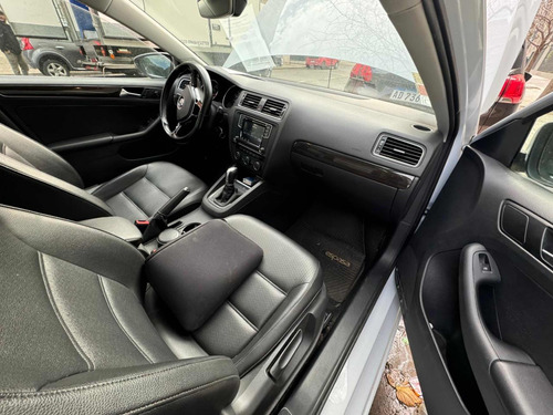 Volkswagen Vento 1.4 Highline 150cv At
