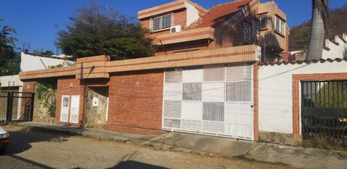 Tanny Padrón Vende O Alquila Casa En Colinas De Guataparo 