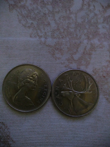 2 Monedas Canadienses De 25 Centavos Del Año 1977