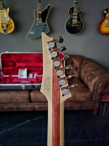 Ibanez Js2410syb Joe Satriani Sky Blue Diestro Sky Blue Rosewood (Usado)