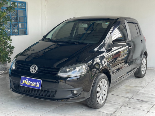 Imagem 1 de 9 de Vw Volkswagen Fox I-trend 1.6 8v 2013