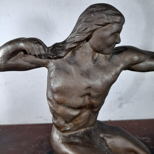 Imagem 2 de 10 de Estatua Escultura Ferro Fundido Arqueiro Antiga 30 Cm Altura