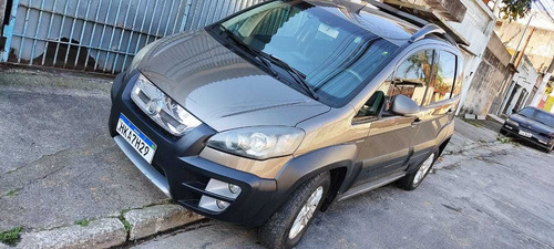 Imagem 1 de 9 de Fiat Idea 2012 1.8 16v Adventure Flex Dualogic 5p