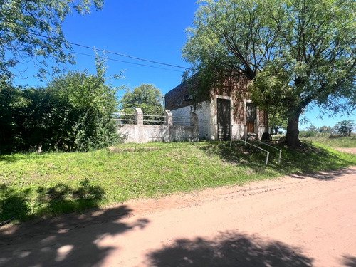 Casa En Venta | A Remodelar | Comodoro Py