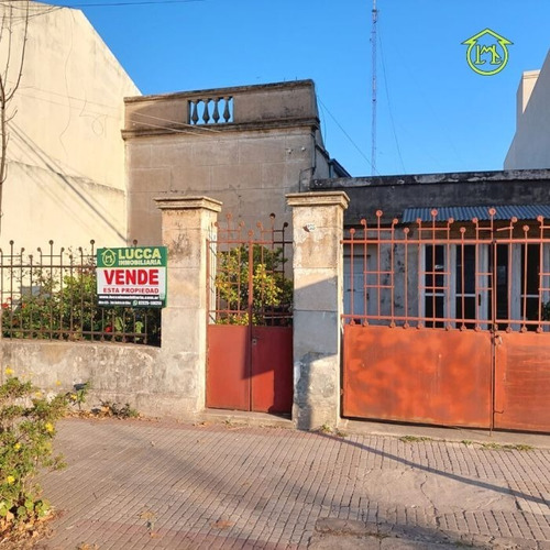 Casa En Avenida Principal En La Ciudad De San Andrés De Giles